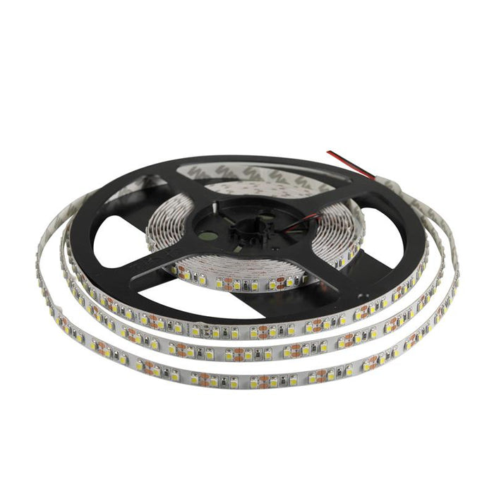 Whitenergy LED juosta 5m | 120vnt/m | 3528 | 9.6W/m | 12V DC | 6500K šalta balta