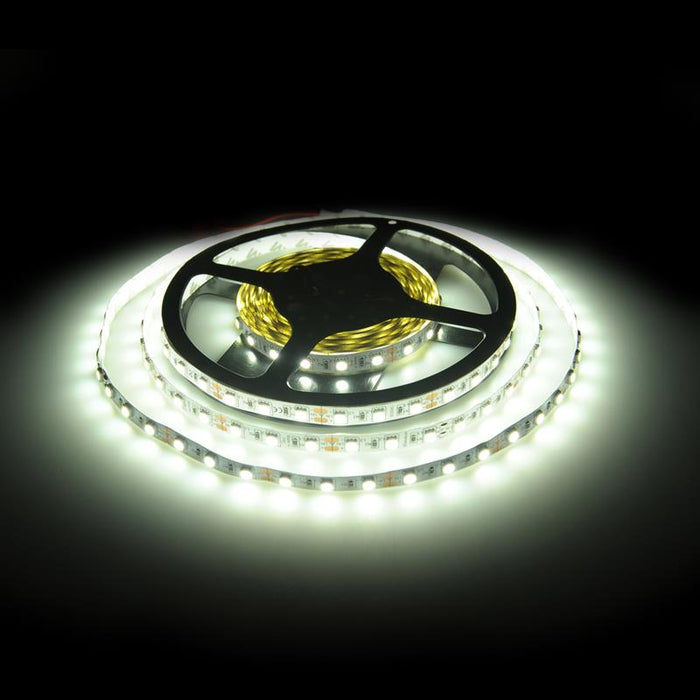 WE LED juosta 5m | 60vnt/m | 5050 | 14.4W/m | 6000K šalta balta | be jungties
