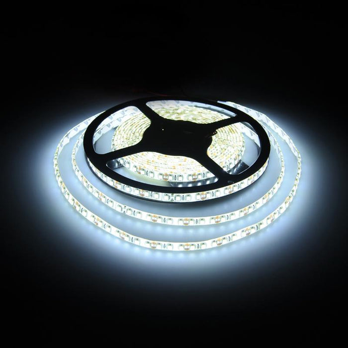 WE LED juosta atsapri vandeniui 5m | 120vnt/m| 3528 | 9,6W/m| 6000K šalta balta