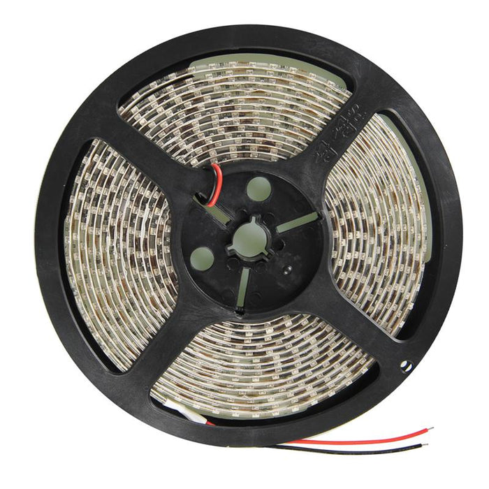 WE LED juosta 5m | 120vnt/m | 3528 | 9.6W/m | šilta balta | IP65 | be jungties